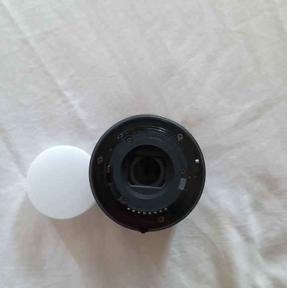 Nikon AF-P DX NIKKOR 18-55mm f/3.5-5.6G VR lens for DSLR camera - Picture 4 of 4